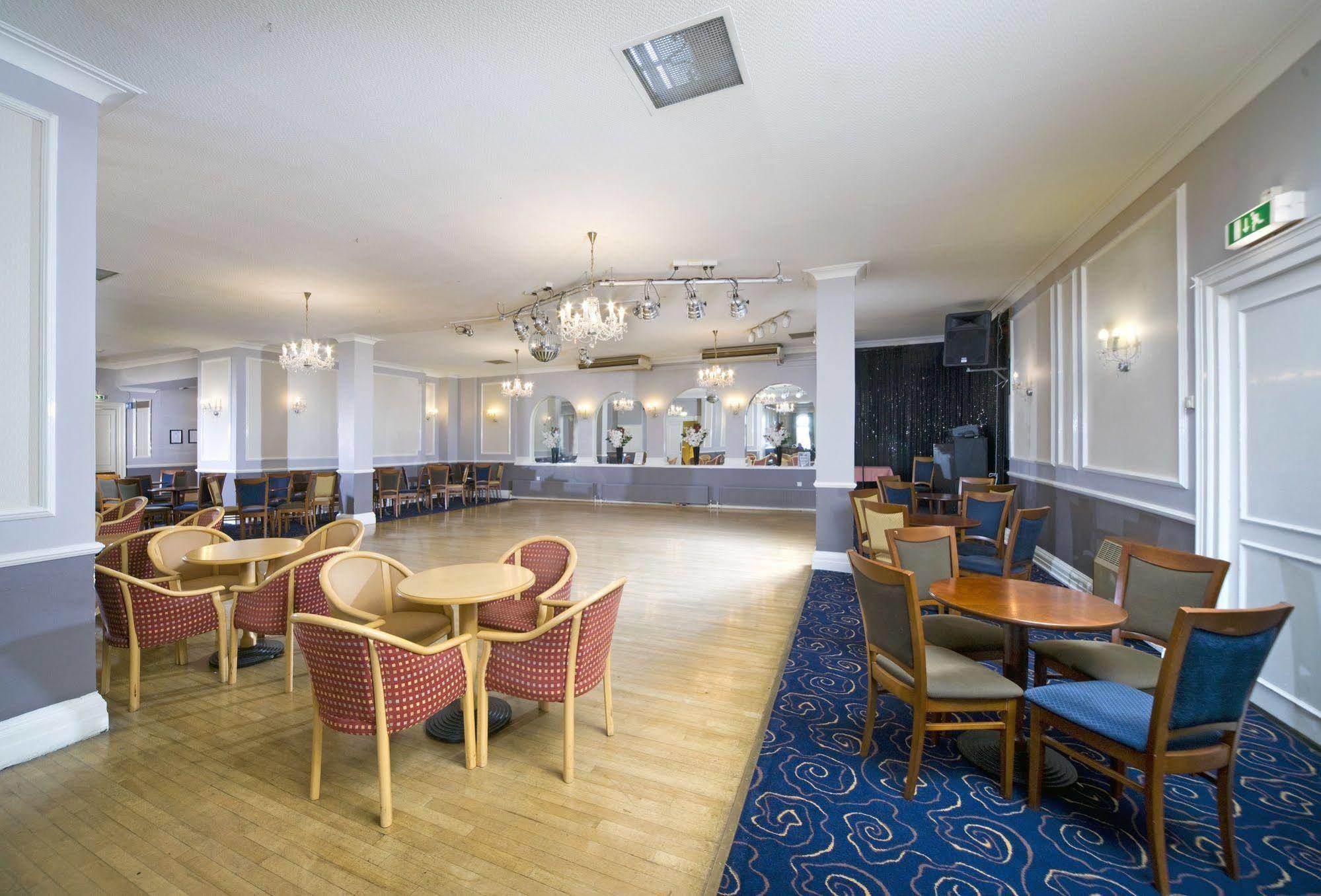 איסטבורן The Burlington Hotel מראה חיצוני תמונה